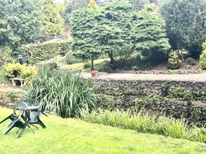 Gardens- click for photo gallery